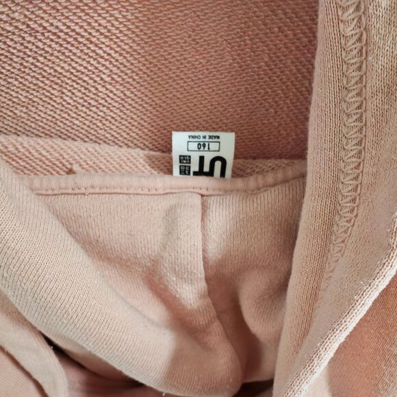 UNIQLO Kids Pink Hoodie Bear Graphic Sweatshirt - Picture 3 of 3